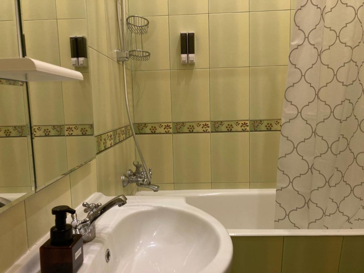 Sunflower B&B Kiev Eksteriør billede