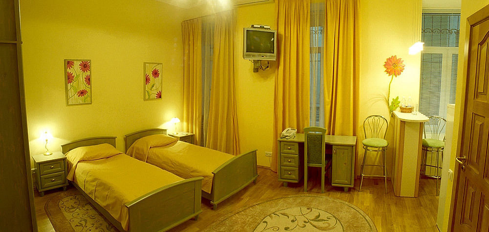 Sunflower B&B Kiev Eksteriør billede