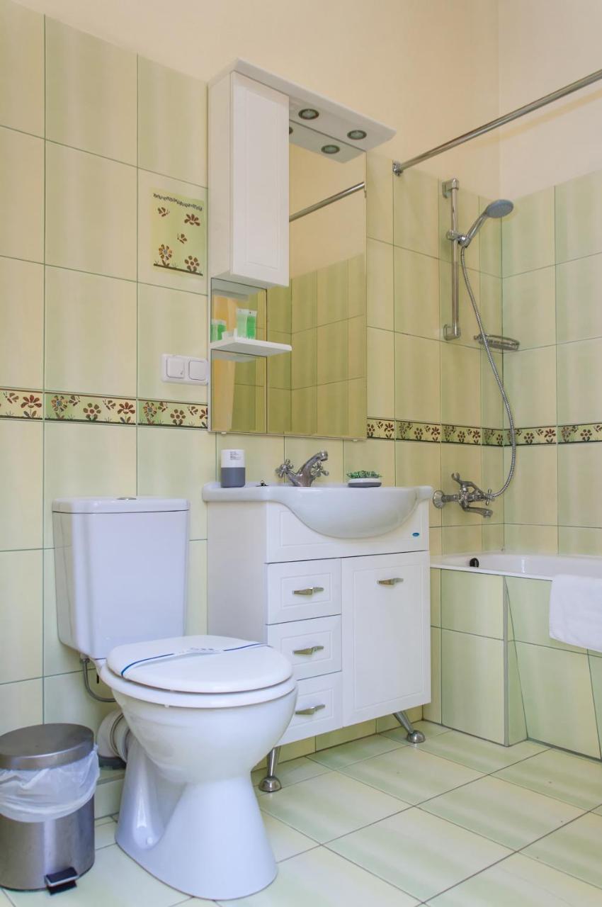 Sunflower B&B Kiev Eksteriør billede